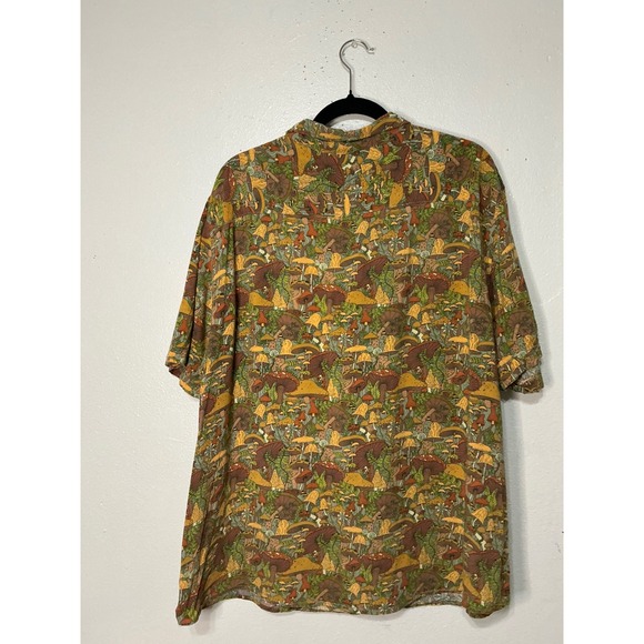 Earthbound Trading Co Men Size XXL Mushroom Print Button Up Short Sleeve Shirt - Picture 2 of 11